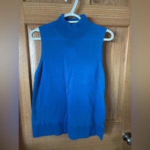 #37 Tahari Extra Fine Merino Wool 18-21” PTP